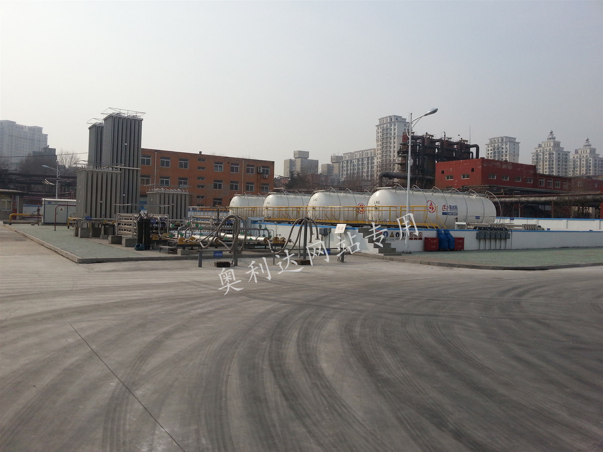 LNG設備-大連燃氣1_副本.jpg